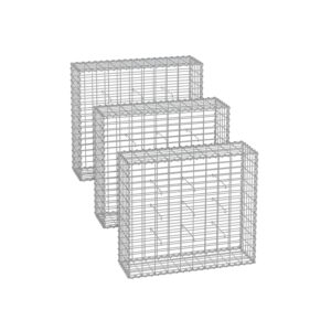 Kolm tühja ristkülikukujulist traatvõrgust puuri, iga osa Gabion 100 x 30 x 30 cm komplektis 3 tk, on joondatud diagonaalselt eest vasakult taha paremale. Kõige eesmine puur näib suurim. Puuridel on võrkmuster, millel on nii horisontaalselt kui ka vertikaalselt kulgevad tugevdusvardad.